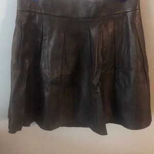 💯 percent leather Banana Republic ski…